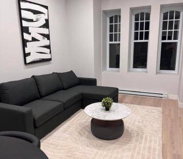 Shaughnessy Village Apartment | Apartment ∙ 1 bedroom ∙ 3 guests