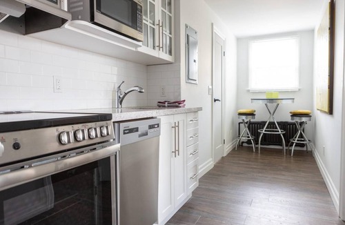 Burlington Apartment | Apartment ∙ 1 bedroom ∙ 2 guests