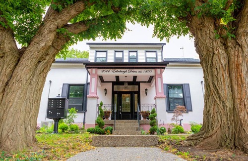 Burlington Apartment | Apartment ∙ 1 bedroom ∙ 2 guests