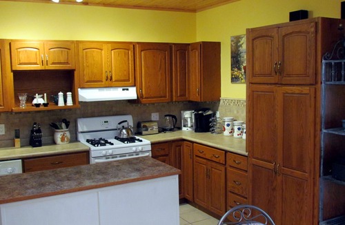 Smiths Corner Apartment | APARTMENT FULLY EQUIPPED FOR WEEKLY OR MONTHLY STAYS- IDEAL FOR CONTRACT WORKERS