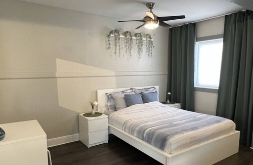 Hull Apartment | Apartment in Downtown Hull **Parking Included