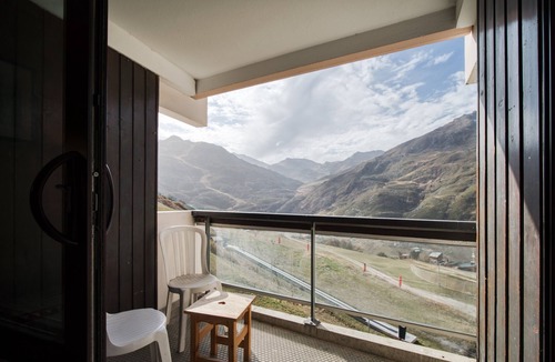 Reberty Apartment | Apartment 'N° 46' with Mountain View and Balcony