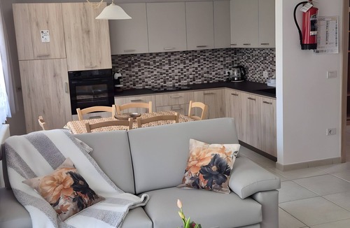 Predazzo Apartment | Apartment 'Night and Day 3' with Mountain View, Private Garden and Wi-Fi