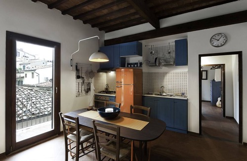 Duomo Apartment | Apartment with balcony perfect for couples and families