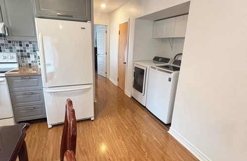 Les Maskoutains Regional County Municipality Apartment | Apartment with a Balcony. Free Parking.