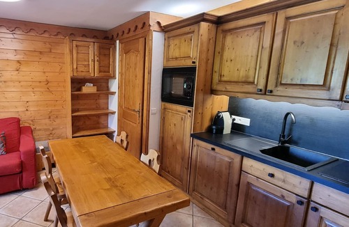 Reberty Apartment | Appartement Dans Résidence Avec Piscine, 2 Chambres, 5+2 Personnes