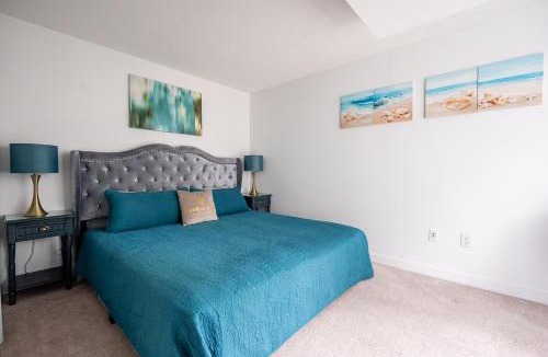 CityPlace Apartment | Aquamarine 2bd 2bath Condo with Balcony in DT