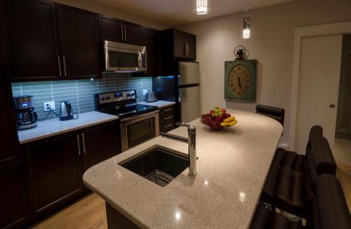 North Rustico Apartment | Around the Sea - Cana da's Rotating House, Suites & Tours