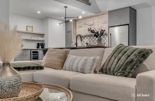 Pont-Rouge Ski Chalet | Artémis - Paisible et Familial - Spa privé