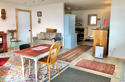 Bonavista Condo | ArtBonavista Cozy OceanView Apartment and Studio for MonthlyRentals. 31 days+