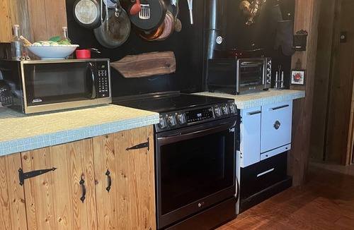 Baysville Cabin | As Seen In Style Magazine
