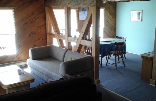 Lone Butte Bed & Breakfast | Attwood Creek Ranch
