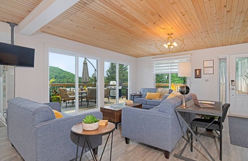 Val-des-Monts Ski Chalet | Au 4 Saisons - CITQ: 311278