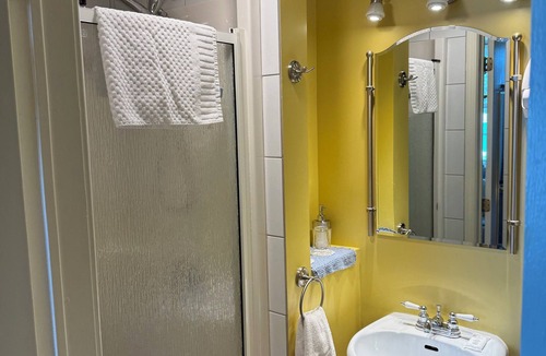 Magog Bed & Breakfast | Au Manoir de la rue Merry