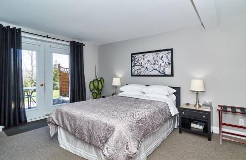 Magog Bed & Breakfast | Auberge Aux Deux Pères