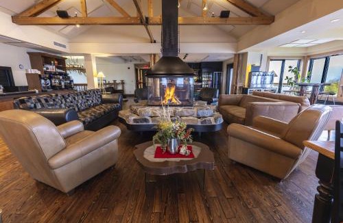 Sainte-Anne-des-Monts Hotel | Auberge de Montagne des Chic-Chocs Mountain Lodge - Sepaq