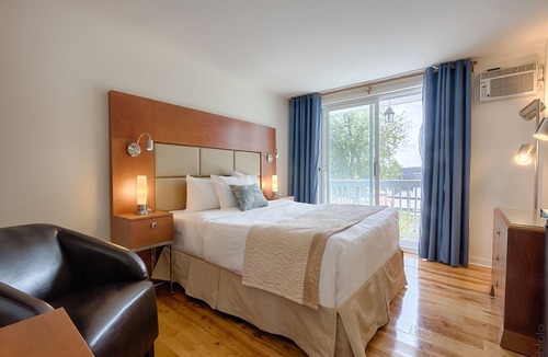 Saint-Marc-sur-Richelieu Hotel | Auberge Handfield