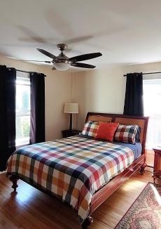 Stanstead Plain Hostel | Auberge Le Sunshine