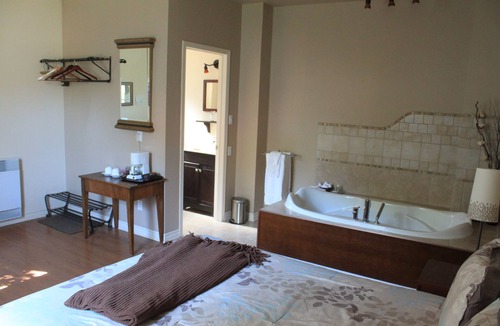 Val David Hotel | Auberge Micro-Brasserie Le Baril Roulant