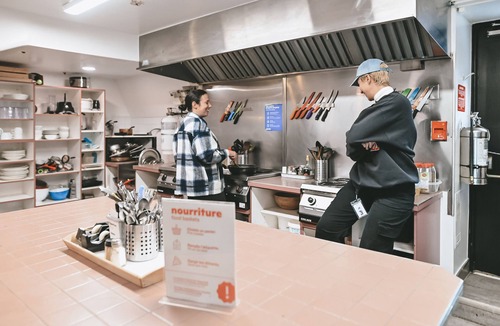 Downtown Montreal Hostel | Auberge Saintlo Montréal - Hostel