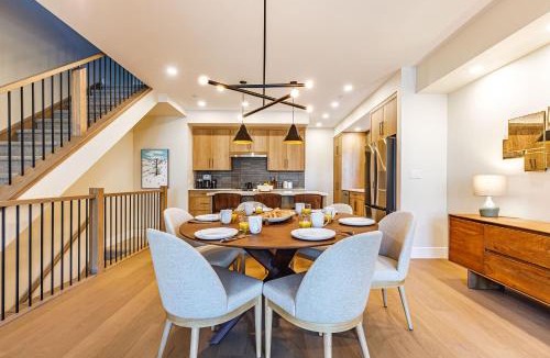 Teepee Town House | Aurora Lights - Luxe Townhouse Private Hot Tub