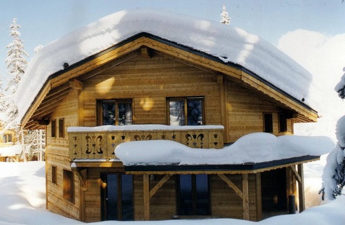 La Perriere Ski Chalet | Authentic Chalet LEA 2-Star- Courchevel, La Tania - Heart of the Forest -Jacuzzi