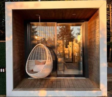Huntsville House | Aux Box Muskoka Modern Muskoka Bunkie