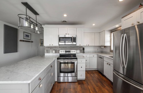 Dewey Beach Condo | Available 2 night Fall Bayfront beach Getaway & parking sleeps 8