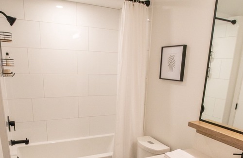Downtown Kelowna Condo | Awesome View 21 two bedroom one bath downtown lake view near the beach
