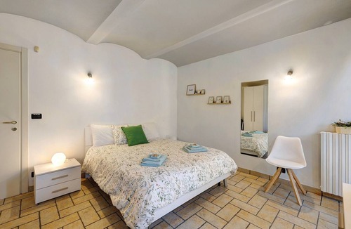 Tigliole Bed & Breakfast | B&B La Rugiada with Wi-Fi