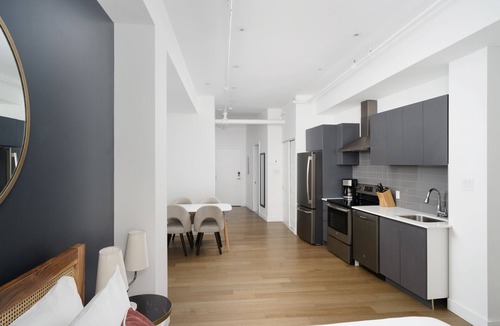 Quartier des Spectacles House | BAKAN - Gem in the city : MODERN loft in Old Mtl/DT