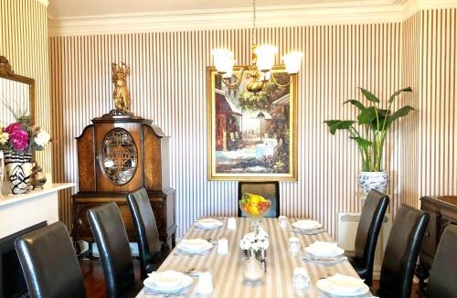 Downtown St. John's Bed & Breakfast | Balmoral House Bed & Breakfast