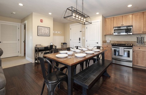 Silvercreek Condo | Base Camp 306 3 Bedroom Condo by RedAwning