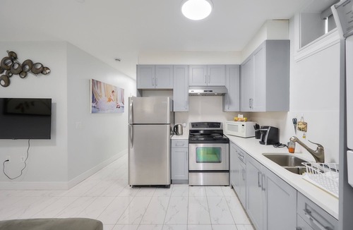 Renfrew-Collingwood House | Basement Suite in Vancouver