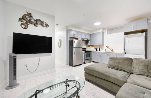 Renfrew-Collingwood House | Basement Suite in Vancouver