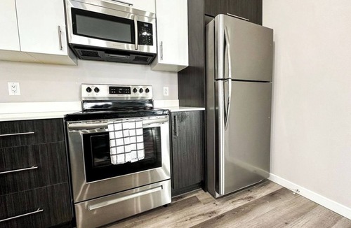Thunder Bay Apartment | Bay Area Flats 201 - Coastal