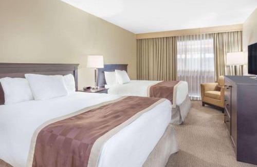 Red Deer Hotel | Baymont by Wyndham Red Deer