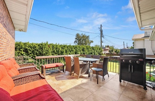 LaSalle House | BBQ| Free Parking | 15min to Downtown | Gym