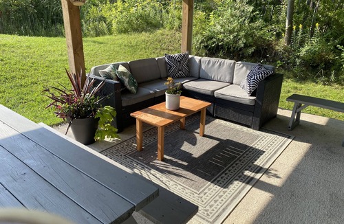 Sauble Beach Cottage | Beach Cottage, walking distance to Sauble. 3 bedroom, 2 bath