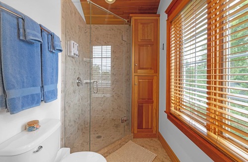 Ridgeway House | Beach Paradise Awaits You!