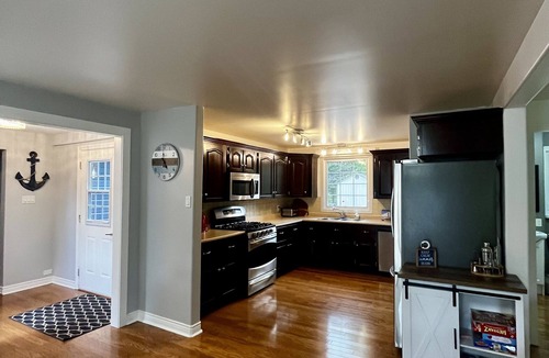 Marion Bridge House | Beachfront home directly on the Mira River