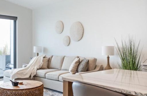 Black Creek Apartment | Beachfront Luxury Suite #15 at THE BEACH HOUSE