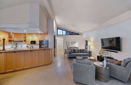 Cobble Hill House | Beachside Living Cherry Point