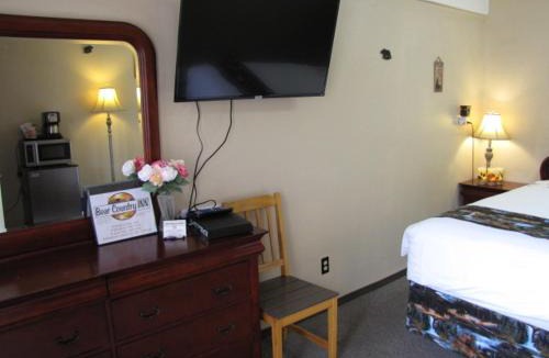 Mountain View Hotel | Bear Country Inn and Suites