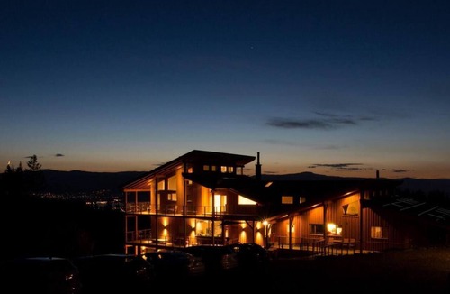 Central Okanagan Apartment | Bear Suite 4 guests