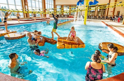 Wasagaming Apartment | Beautiful 1 bedroom unit at resort, sleeps 4