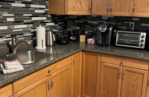 Guelph House | Beautiful 2 bedroom walkout basement apartment close to U of G