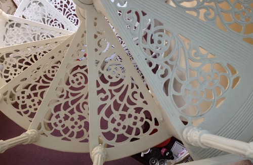 Okotoks Bed & Breakfast | Beautiful 2 Storey Victorian Bed & Breakfast