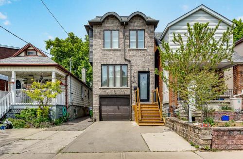 Old East York House | Beautiful 3BR House in the Heart of Greek Town