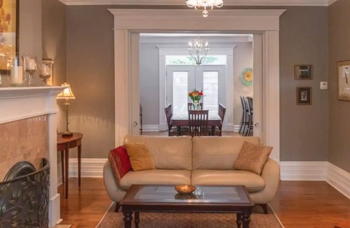 South End House | Beautiful 4 Bedroom Victorian home in south end